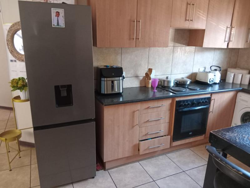 2 Bedroom Property for Sale in Pellissier Free State